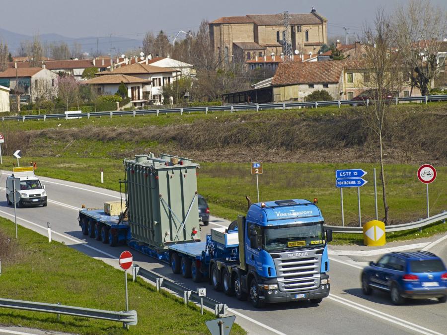  Scania R620 8x4 2004 года  (фото 2 из 2)